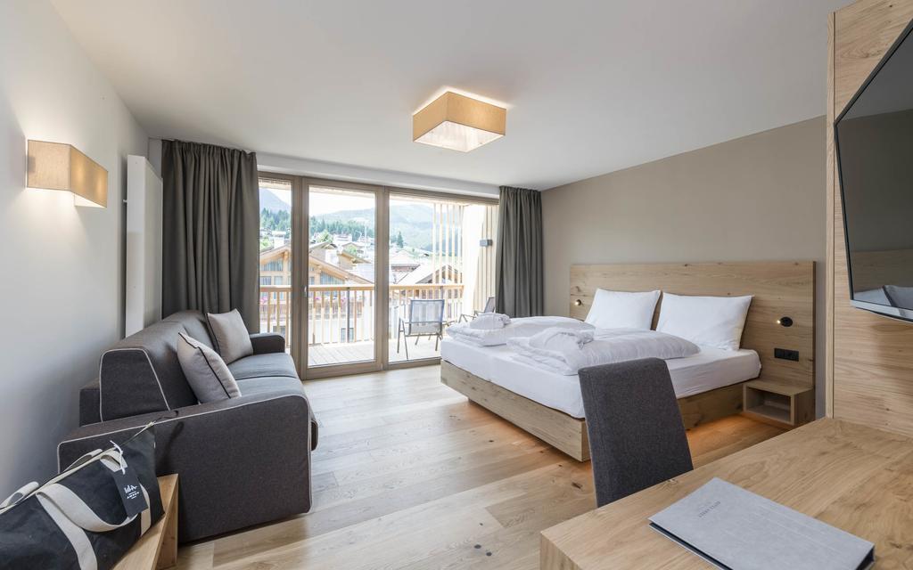 Hotel Ambet Maranza Esterno foto